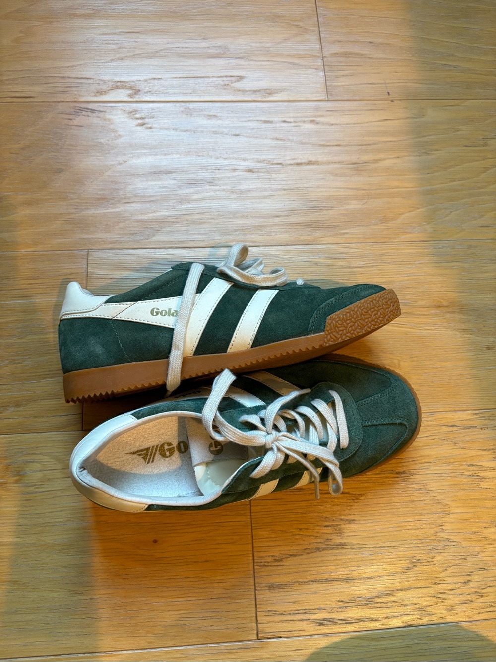 Gola Women's Green Suede Sneakers with White Stripes and Gum Sole - Picture 3 of 8